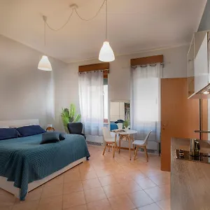 Casa de hóspedes Italianflat - Rentroom Old Town - 200mt To Arena, Verona